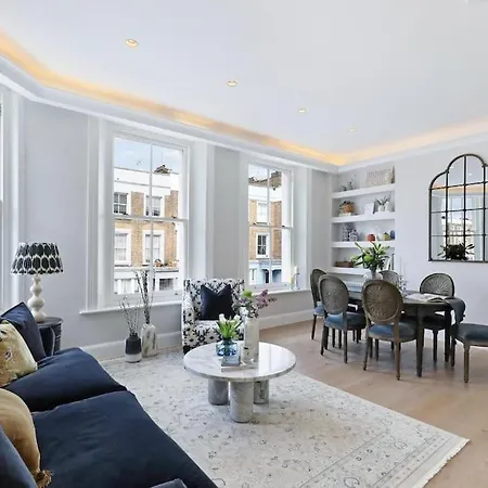 3 Bed Corner House Portobello Rd London