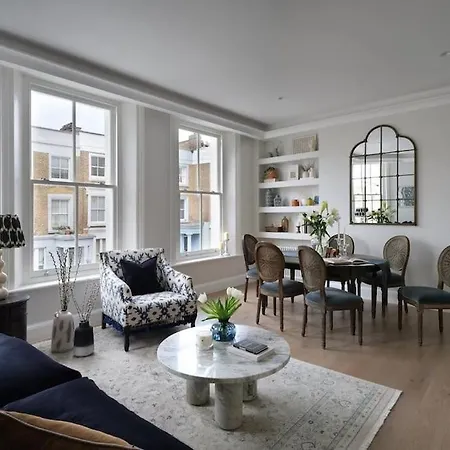 Holiday home 3 Bed Corner House Portobello Rd *