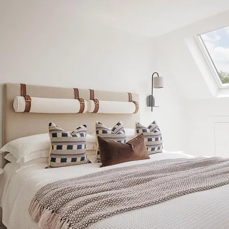 Luxury Fulham Townhouse With A Bar & Games *
