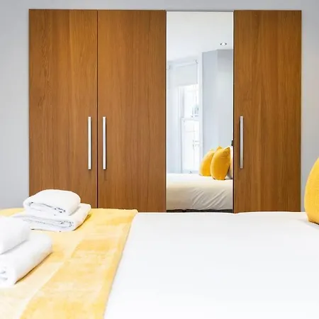 Apartment Smart Kensington Retreat 2br *