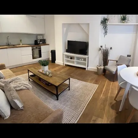 Gorgeous Flat Prime Location * London