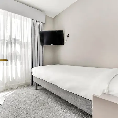 Heeton Concept - Kensington Hotel