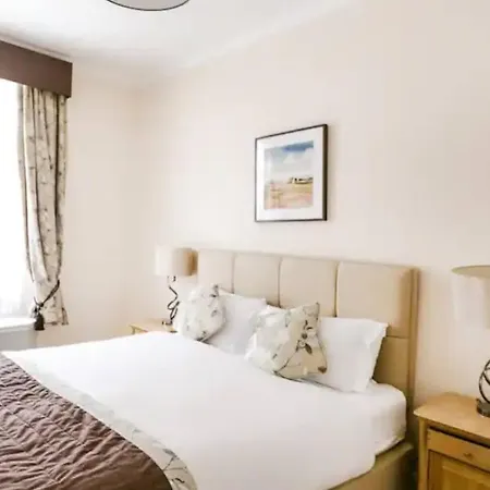 Homestay Guest London