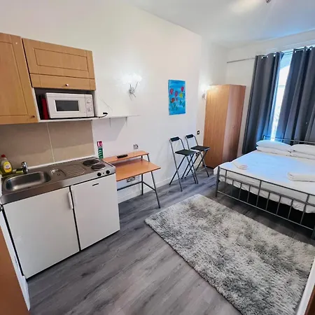 Apartment F203-fantastic Second Flr Near Hyde Park