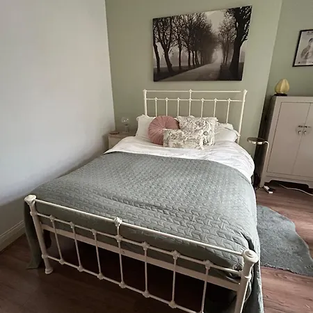 Stunning In Maida Vale * London
