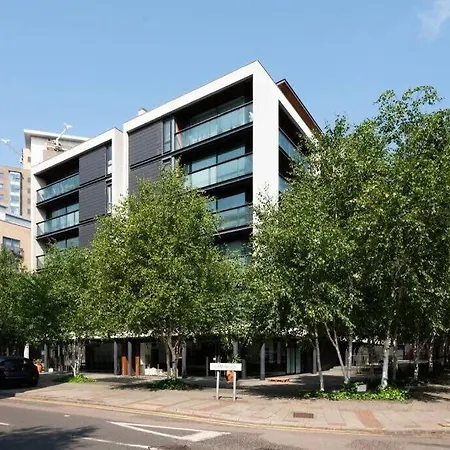Apartment Chic Living In Stratford A Cozy 2br Flat *
