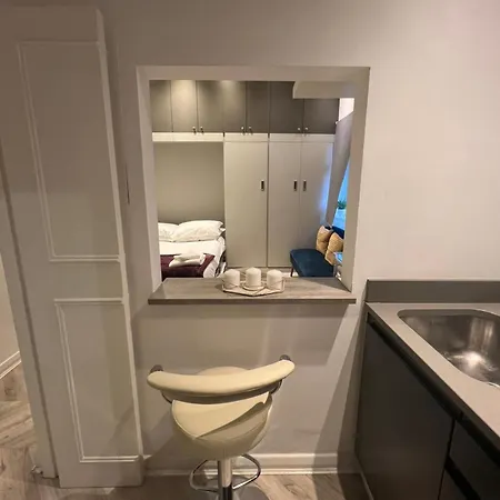 Charming Studio London