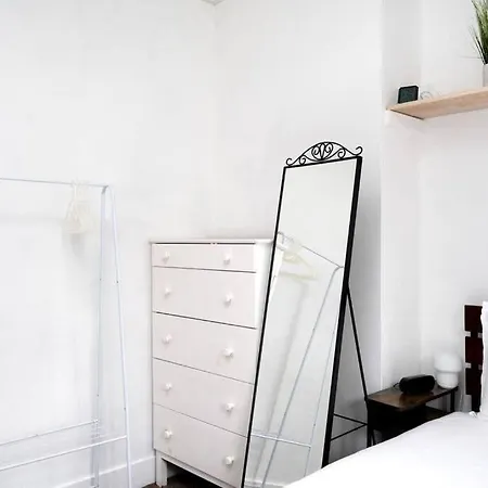 3br House A Perfect Group Getaway London