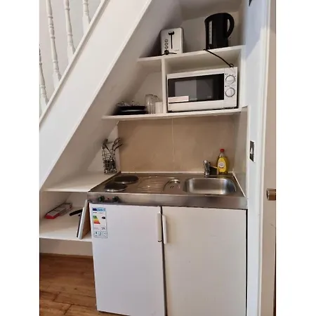 Fg2- Mezzanine Flat Fits 3 Near Hyde Park London