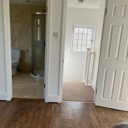 Holiday home Extra Large, Modern Family In London Close To Station And Central London Finchley
