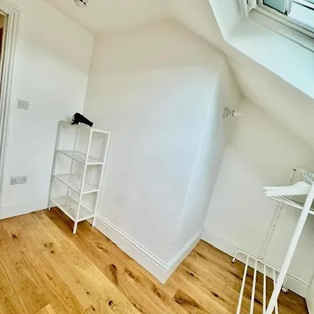Lovely Flat In Brockley, Se4 London