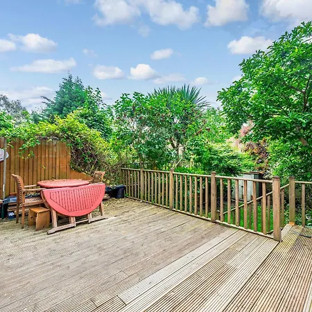 Pass The Keys Wonderful Six Bed Victorian In Holiday home