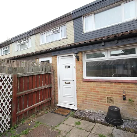 Charnwood Place * Hillingdon
