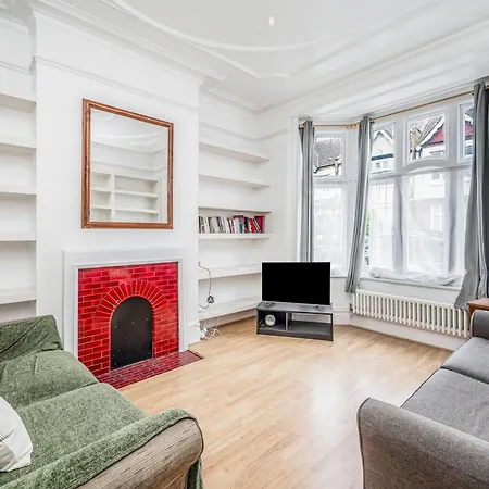 Pass The Keys Wonderful Six Bed Victorian In Holiday home