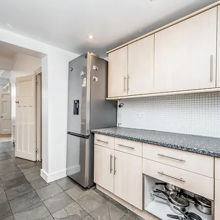 Pass The Keys Wonderful Six Bed Victorian In * London