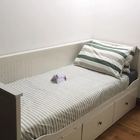 Holiday home Cozy And Warm Family South Norwood