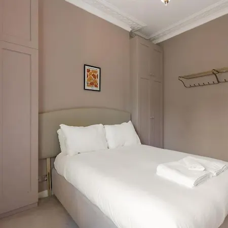 Newington Green, Beautiful 1 Bed Appartamento *