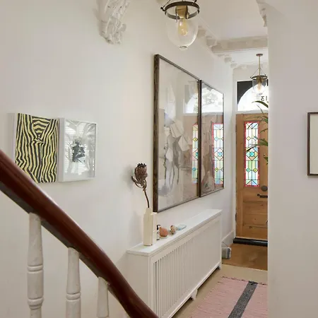 Veeve - Enchanting Garden Getaway Holiday home *