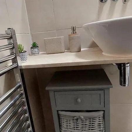Stylish One Bedroom Flat In Finchley Road * London