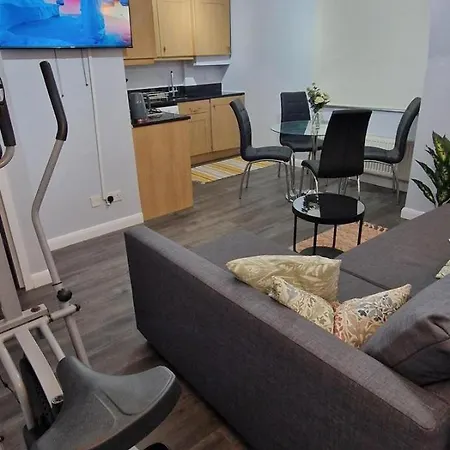 Stylish One Bedroom Flat In Finchley Road Apartment *