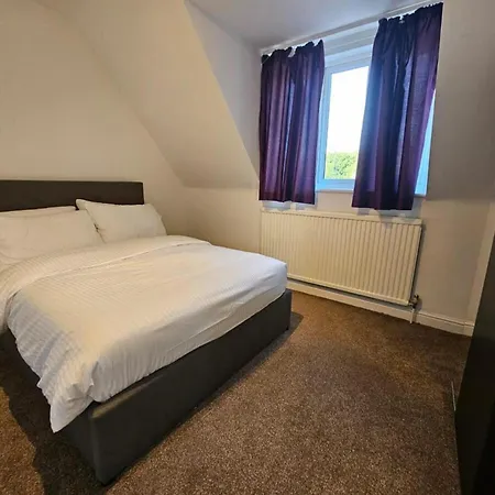 Luxury - Finchley Road Retreat * London