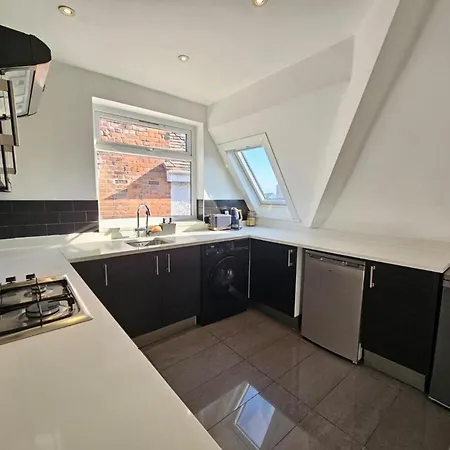Luxury - Finchley Road Retreat *
