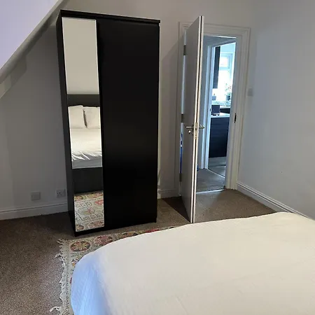 Luxury - Finchley Road Retreat