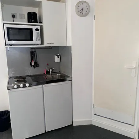 Farringdon Flat *