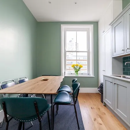 Charming In The Heart Of Kennington London