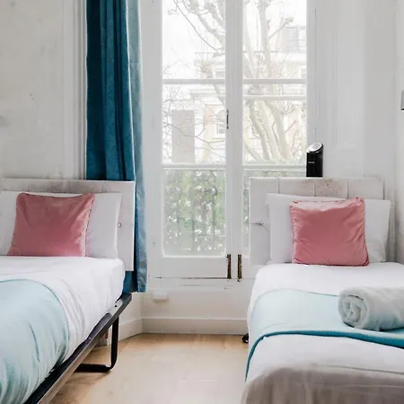 Nd - Hyde Park Hotel London