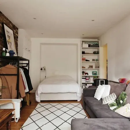 Charming West Your Urban Oasis *