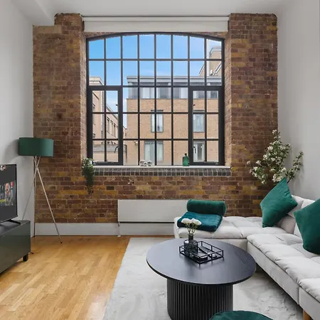 London, Kings Cross, Minutes From Station! *