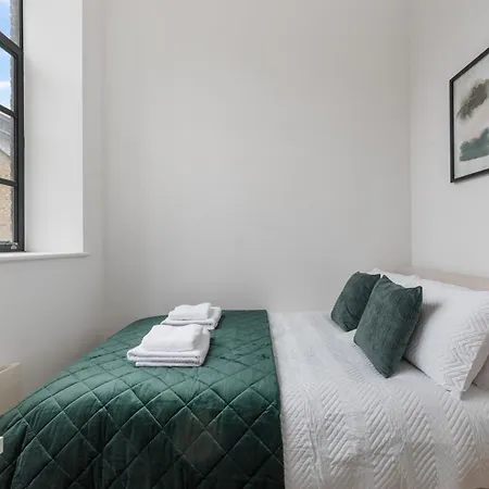 London, Kings Cross, Minutes From Station!