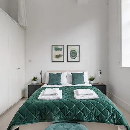London, Kings Cross, Minutes From Station! Apartment London
