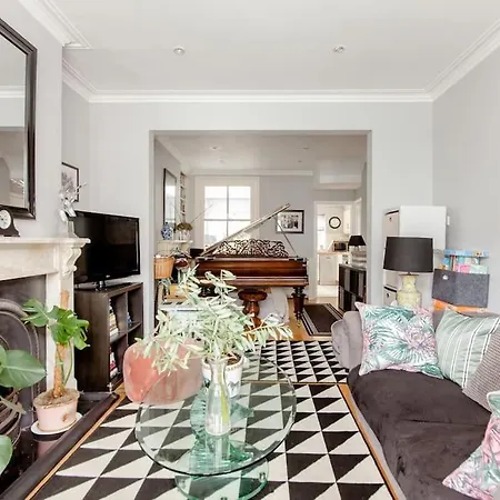 Windsor Road Retreat *