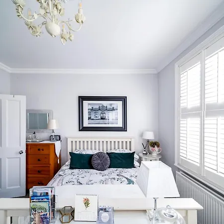 Windsor Road Retreat Homestay
