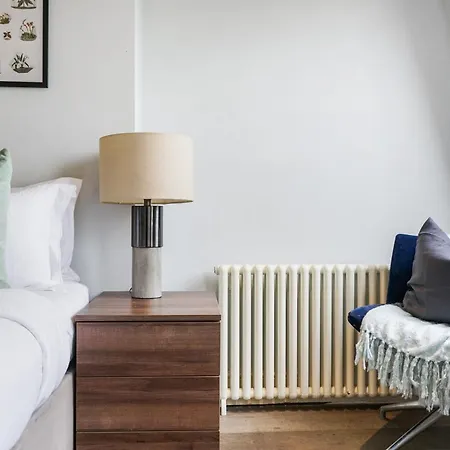 Stylish 2bed 2 Bath House With Balcony Holiday home *