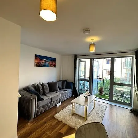 Apartment Stylish Zone 2 London