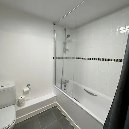 Stylish Zone 2 * London