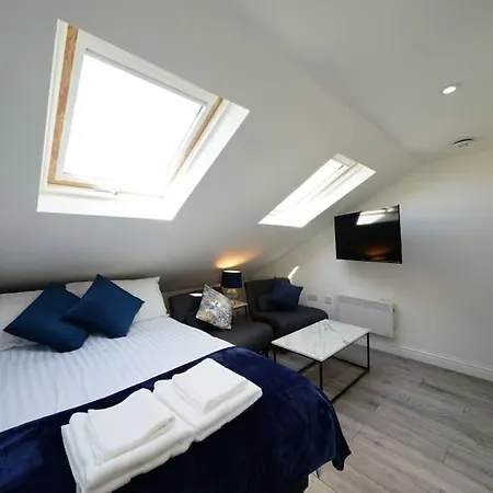 Apartment 7 *