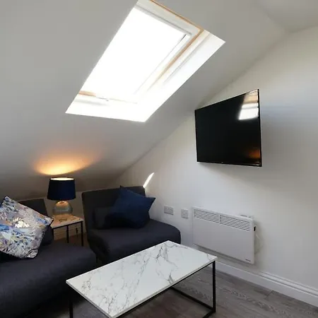 Apartment 7 London