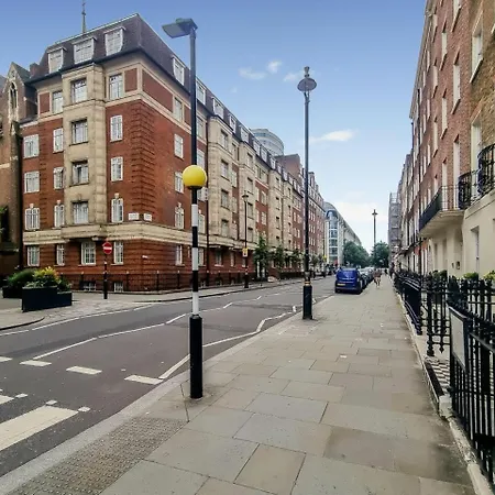 Estatesmen Park Lane Marble Arch Apartment