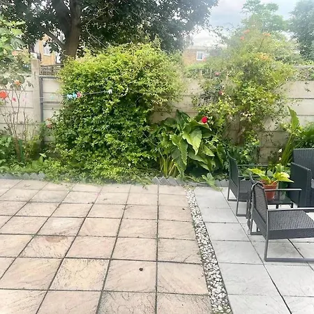 Apartment Beautiful 1 Bedroom House With Garden London
