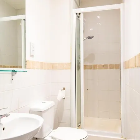 City Prime Apartment London