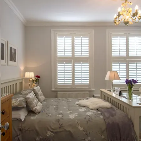 Windsor Road Retreat Richmond (Greater London)