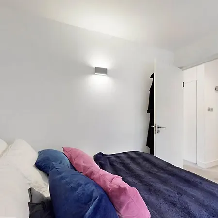 Luxury Corner - La Reserve Knightsbridge London