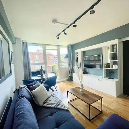 New Deluxe 2bed Beautiful Old St