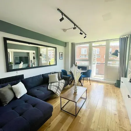 New Deluxe 2bed Beautiful Old St London
