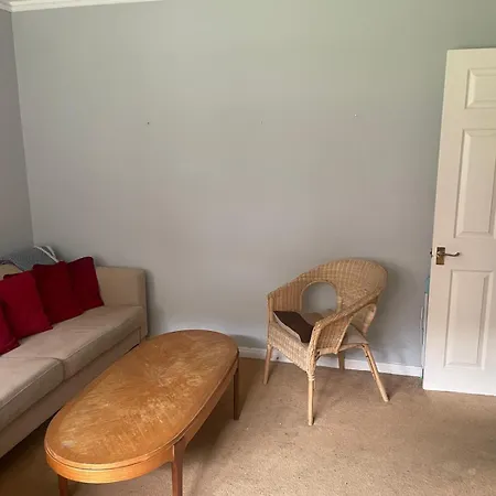 Crownstone Court Homestay London