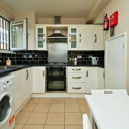 Double Bedroom London